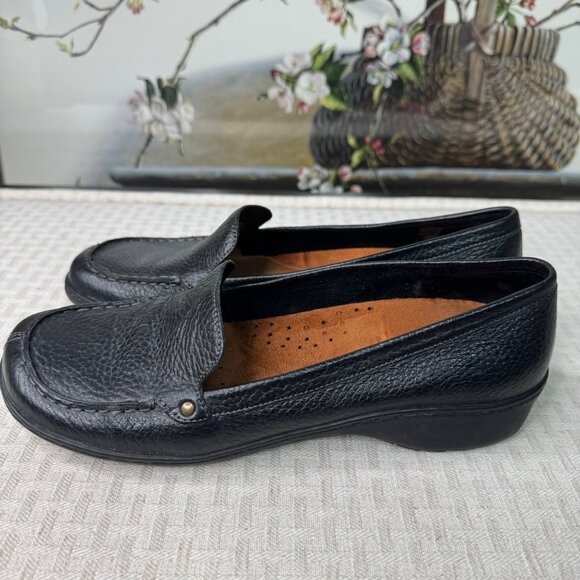 Naturalizer Black Leather Loafers Womens Shoes Size 9 - Picture 1 of 8
